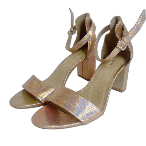 Old Navy Shoes - NWOT Old Navy Rose Gold Metallic Block Heel Sandals Pumps Size 9.5